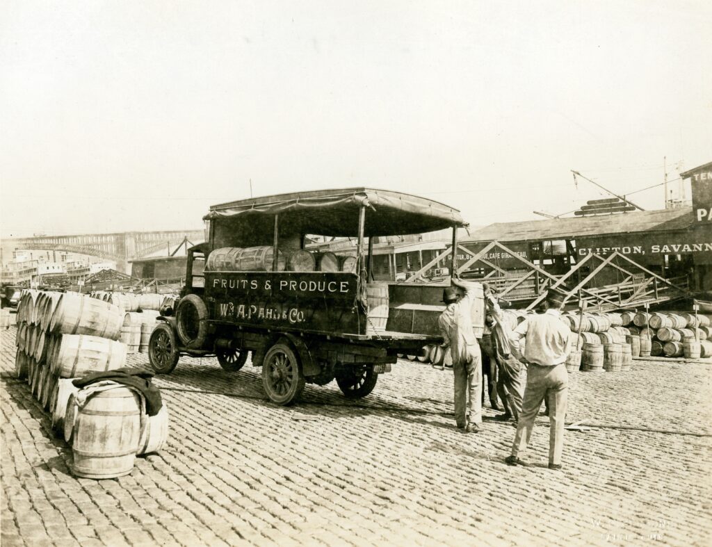 A produce truck being loaded on the St. Louis riverfront. Photo courtesy of the Missouri Historical Society.